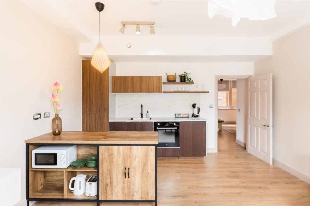 EVERBUILD GROUP LTD